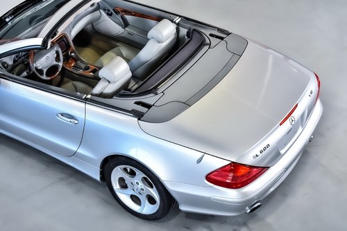 2004 Mercedes-Benz R230 SL600 Convertible 6,0L V12 zum Verkauf (Bild 84 von 97)