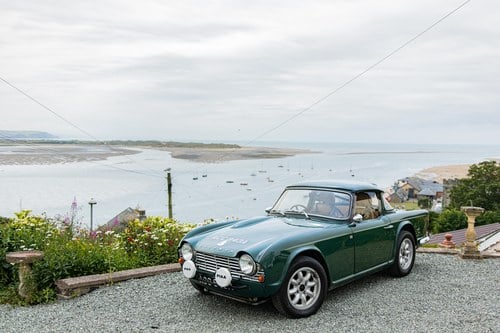 1964 Triumph TR4 ‘Surrey Top’ till salu (bild 14 av 98)