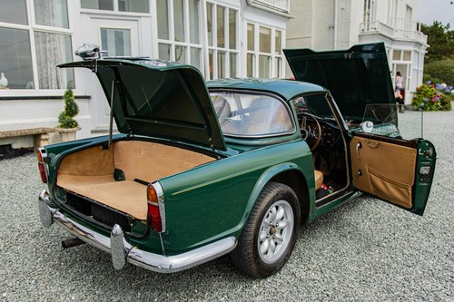 1964 Triumph TR4 ‘Surrey Top’ till salu (bild 48 av 98)