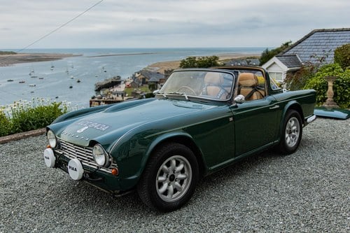 1964 Triumph TR4 ‘Surrey Top’ till salu (bild 57 av 98)