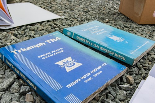 1964 Triumph TR4 ‘Surrey Top’ till salu (bild 92 av 98)