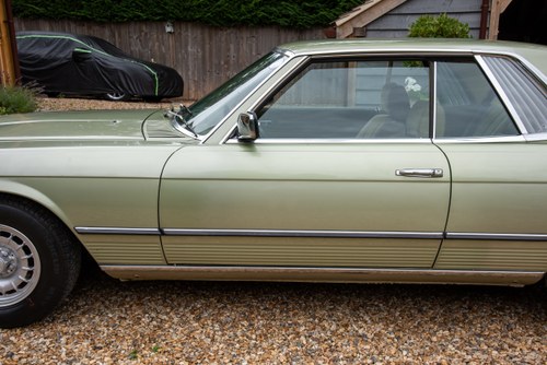 1977 Mercedes-Benz C107 450SLC LHD zum Verkauf (Bild 8 von 163)