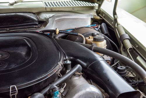 1977 Mercedes-Benz C107 450SLC LHD zum Verkauf (Bild 136 von 163)