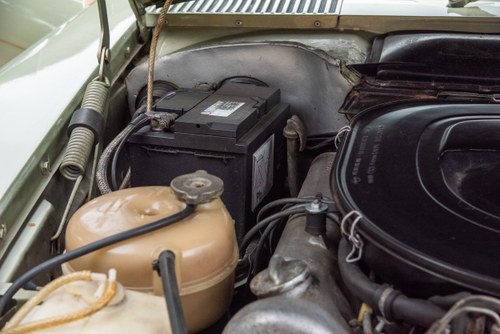 1977 Mercedes-Benz C107 450SLC LHD zum Verkauf (Bild 137 von 163)