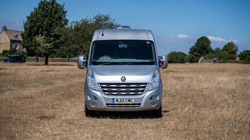 2012 Renault Master MM33 DCI 100 MWB Medium Roof Camper En venta (imagen 2 de 342)