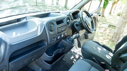 2012 Renault Master MM33 DCI 100 MWB Medium Roof Camper En venta (imagen 26 de 342)