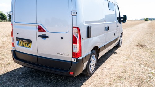 2012 Renault Master MM33 DCI 100 MWB Medium Roof Camper En venta (imagen 263 de 342)