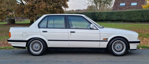 1991 BMW 325I For Sale by Auction