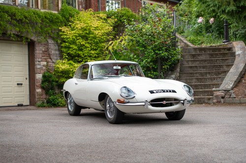 1964 Jaguar E-Type Series 1 4.2 FHC In vendita (immagine 9 di 197)