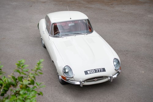 1964 Jaguar E-Type Series 1 4.2 FHC In vendita (immagine 13 di 197)