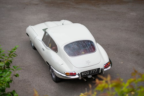 1964 Jaguar E-Type Series 1 4.2 FHC In vendita (immagine 19 di 197)