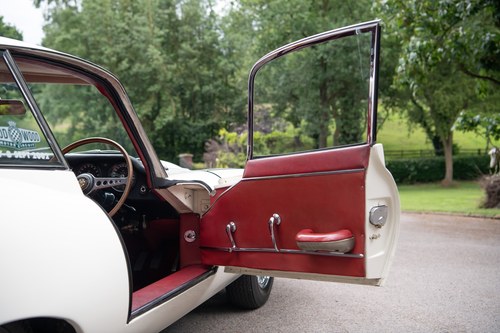 1964 Jaguar E-Type Series 1 4.2 FHC In vendita (immagine 47 di 197)