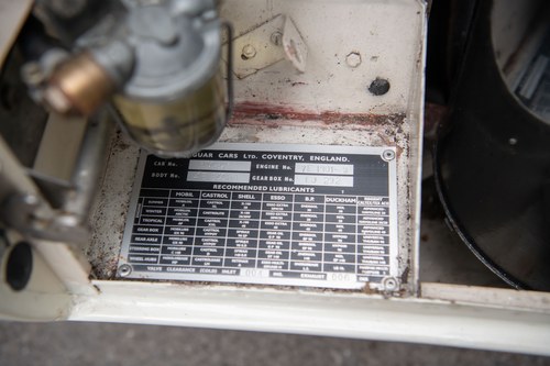 1964 Jaguar E-Type Series 1 4.2 FHC In vendita (immagine 98 di 197)