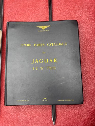 1964 Jaguar E-Type Series 1 4.2 FHC In vendita (immagine 155 di 197)