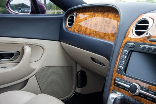 2004 Bentley Continental GT W12 à vendre (picture 102 of 298)