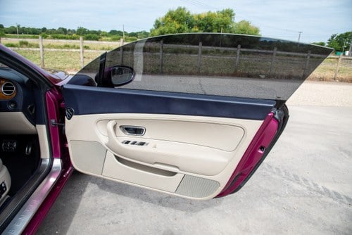 2004 Bentley Continental GT W12 à vendre (picture 123 of 298)