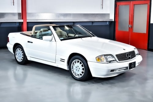 1997 Mercedes-Benz R129 SL500 Convertible 5,0L V8 (21k miles) In vendita (immagine 6 di 103)
