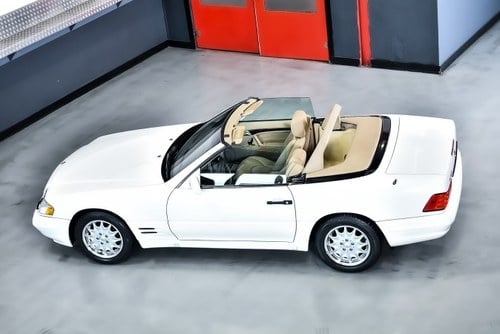 1997 Mercedes-Benz R129 SL500 Convertible 5,0L V8 (21k miles) In vendita (immagine 25 di 103)