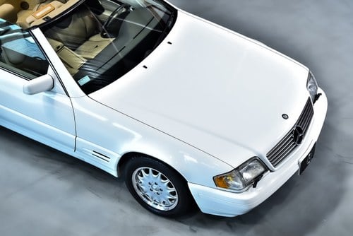 1997 Mercedes-Benz R129 SL500 Convertible 5,0L V8 (21k miles) In vendita (immagine 78 di 103)