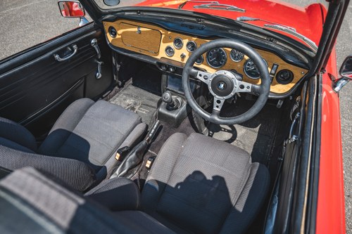 1971 Triumph TR6 2.5L 192bhp Restomod à vendre (picture 19 of 116)