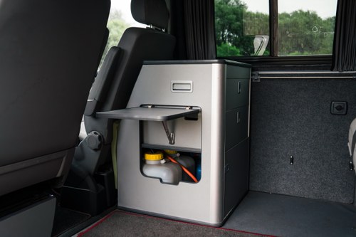 2005 Volkswagen Transporter T5 2.5L TDI Camper Van Te koop (foto 33 van 168)