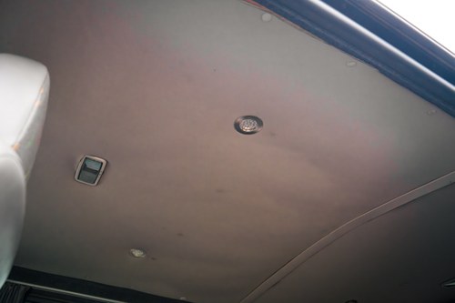 2005 Volkswagen Transporter T5 2.5L TDI Camper Van Te koop (foto 37 van 168)