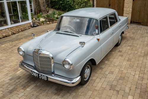1964 Mercedes-Benz 190 (W110) à vendre (picture 8 of 308)