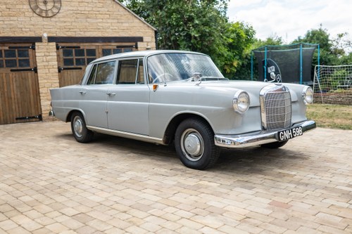 1964 Mercedes-Benz 190 (W110) à vendre (picture 16 of 308)