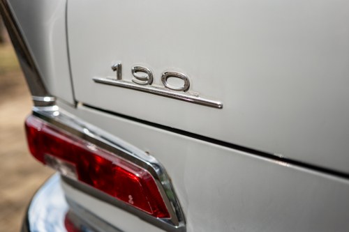 1964 Mercedes-Benz 190 (W110) à vendre (picture 144 of 308)