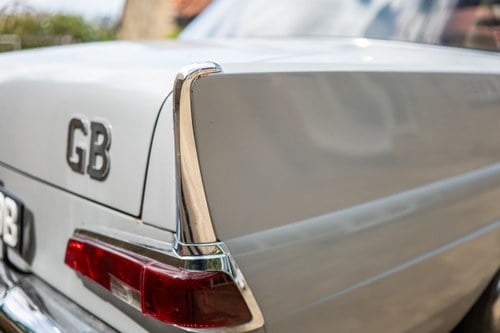 1964 Mercedes-Benz 190 (W110) à vendre (picture 146 of 308)