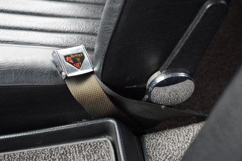 1971 Mercedes-Benz W115 220 Automatic In vendita (immagine 76 di 182)