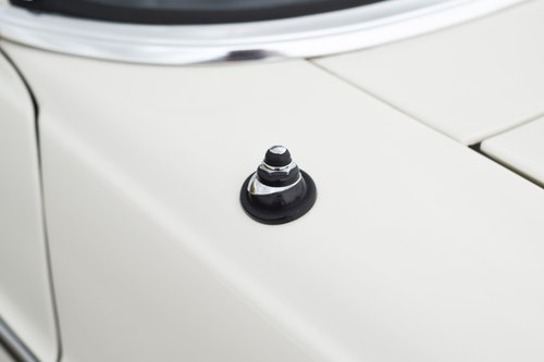 1971 Mercedes-Benz W115 220 Automatic In vendita (immagine 111 di 182)