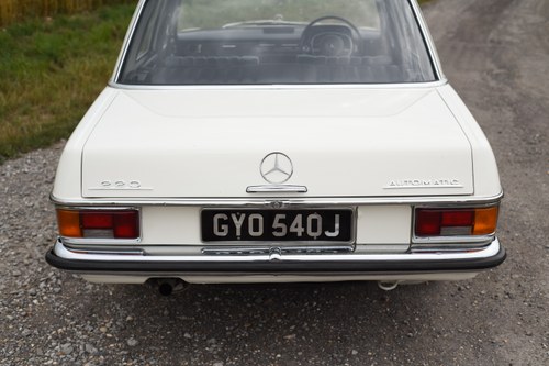 1971 Mercedes-Benz W115 220 Automatic In vendita (immagine 126 di 182)