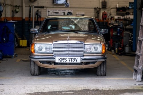 1980 Mercedes-Benz C123 280CE Automatic For Sale (picture 9 of 101)