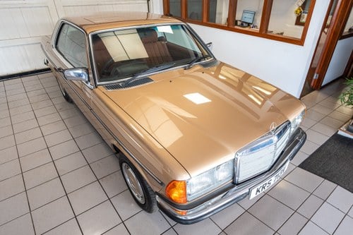 1980 Mercedes-Benz C123 280CE Automatic For Sale (picture 4 of 101)