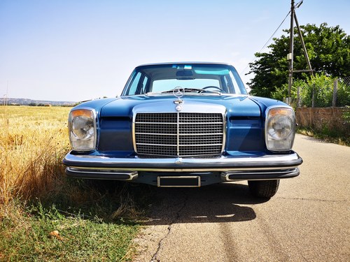 1970 Mercedes-Benz 250/8 W114 In vendita (immagine 7 di 38)