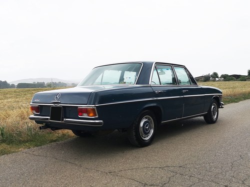 1970 Mercedes-Benz 250/8 W114 In vendita (immagine 11 di 38)