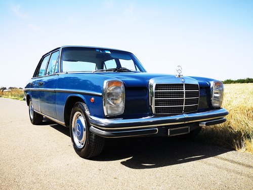 1970 Mercedes-Benz 250/8 W114 In vendita (immagine 12 di 38)