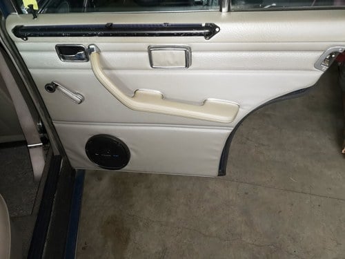 1970 Mercedes-Benz 250/8 W114 In vendita (immagine 32 di 38)