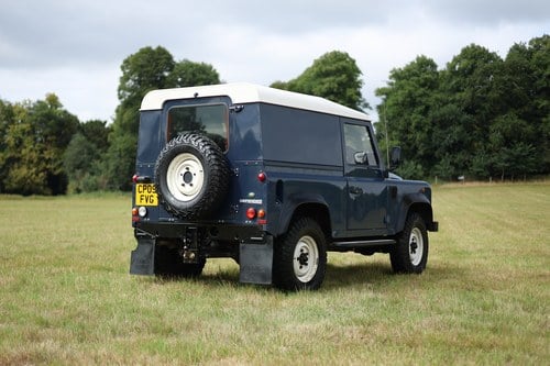 2009 Land Rover Defender 90 County In vendita (immagine 12 di 268)