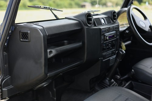 2009 Land Rover Defender 90 County In vendita (immagine 92 di 268)