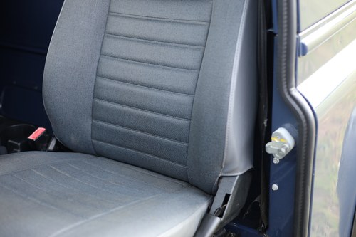 2009 Land Rover Defender 90 County In vendita (immagine 97 di 268)