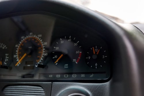 1993 Mercedes-Benz W140 600SEC V12 Te koop (foto 53 van 189)