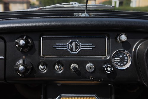 1966 MGB Roadster Te koop (foto 62 van 175)