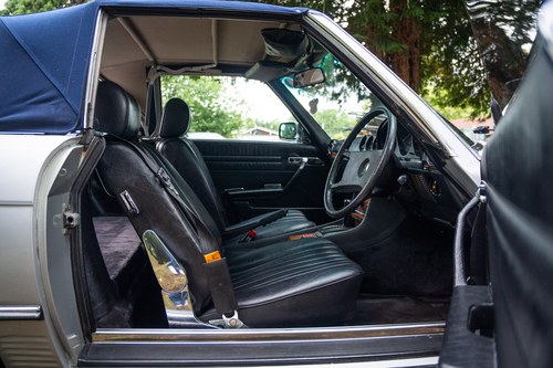 1988 Mercedes-Benz 450SL (R107) In vendita (immagine 44 di 138)