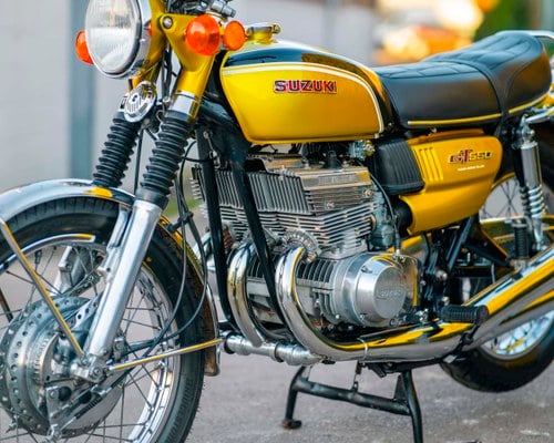 1972 Suzuki GT550J Indy In vendita (immagine 12 di 23)