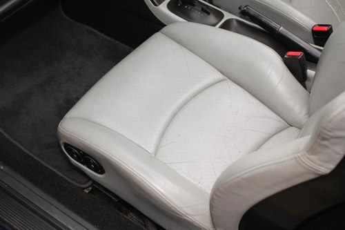 1998 Porsche 993 911 Carrera Cabriolet Tiptronic For Sale (picture 34 of 131)