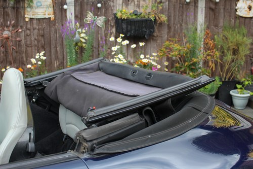 1998 Porsche 993 911 Carrera Cabriolet Tiptronic For Sale (picture 90 of 131)