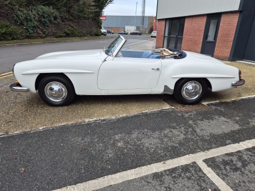 1959 Mercedes-Benz W121 190SL LHD zum Verkauf (Bild 2 von 47)