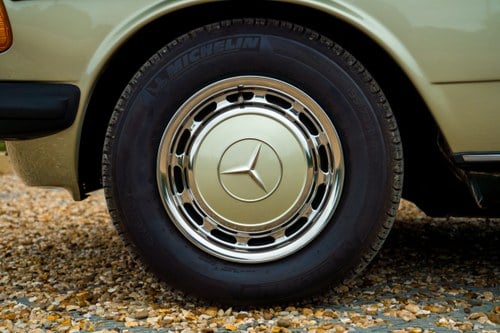 1983 Mercedes-Benz S123 230TE Air Ride For Sale (picture 12 of 174)